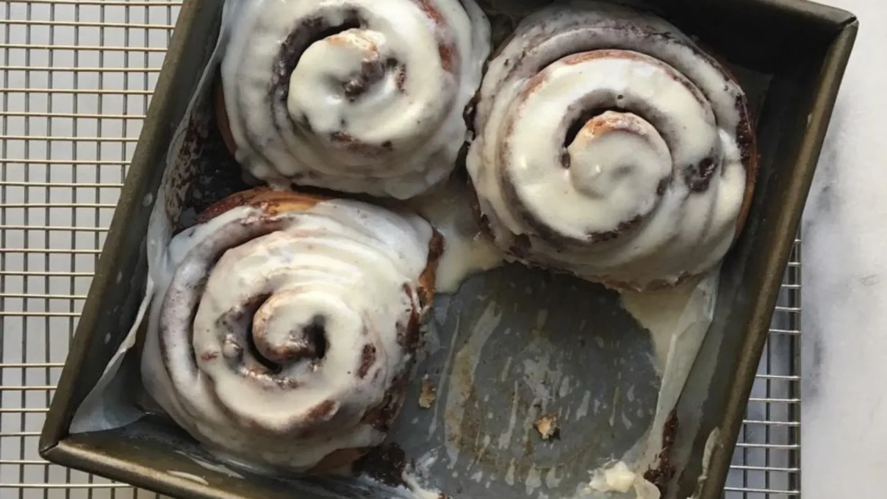 cinnamon rolls in a baking pan